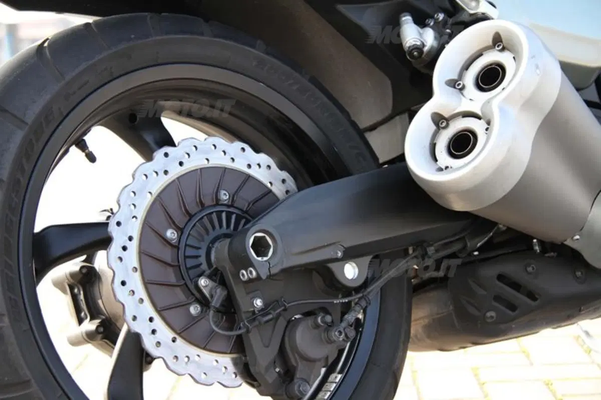 Yamaha VMax   (24)