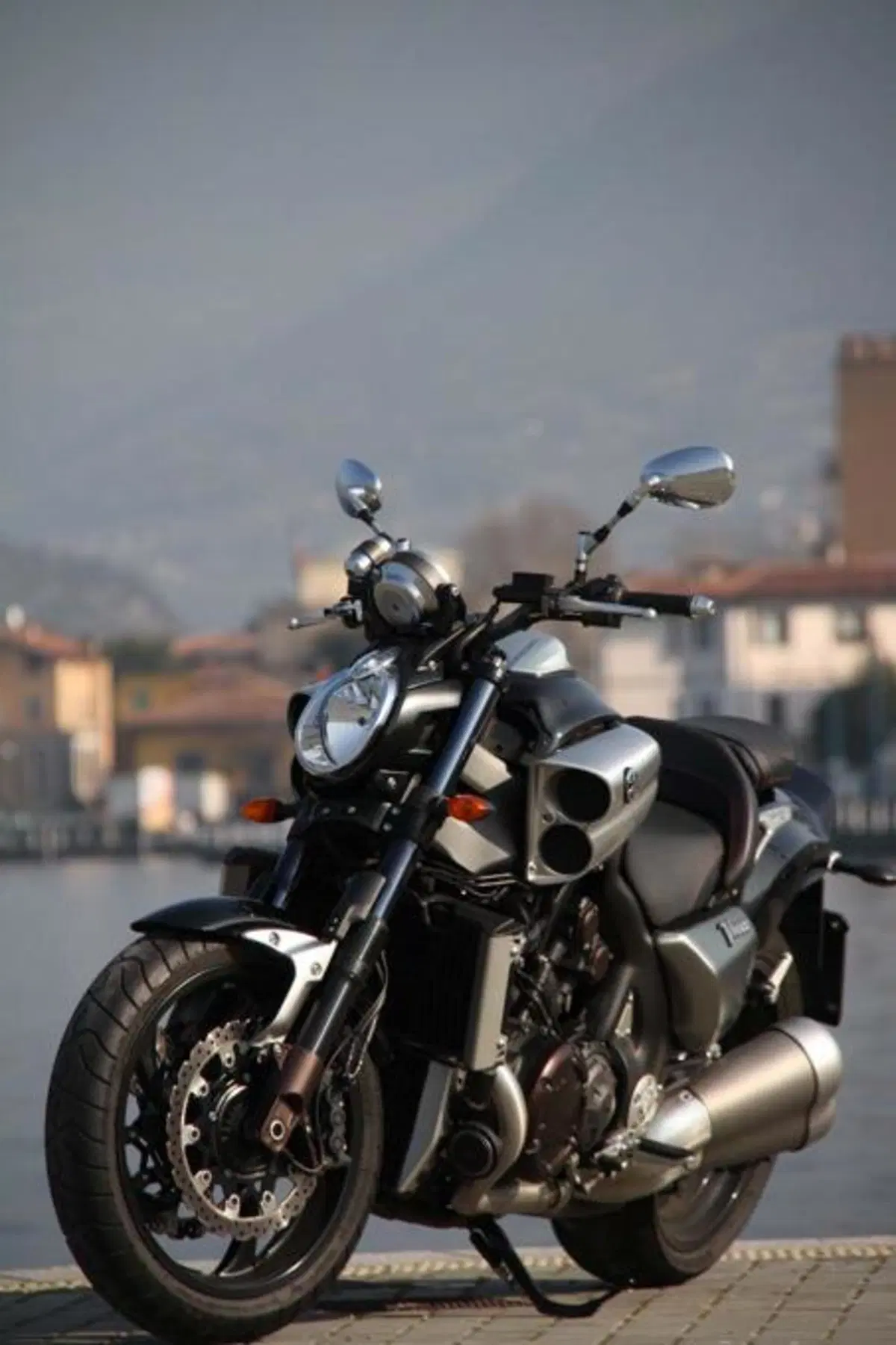 Yamaha VMax   (31)