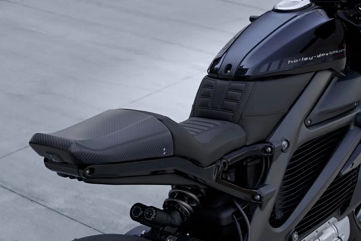 Harley-Davidson LiveWire: caratteristiche e prezzo della prima moto elettrica di Milwaukee (4)