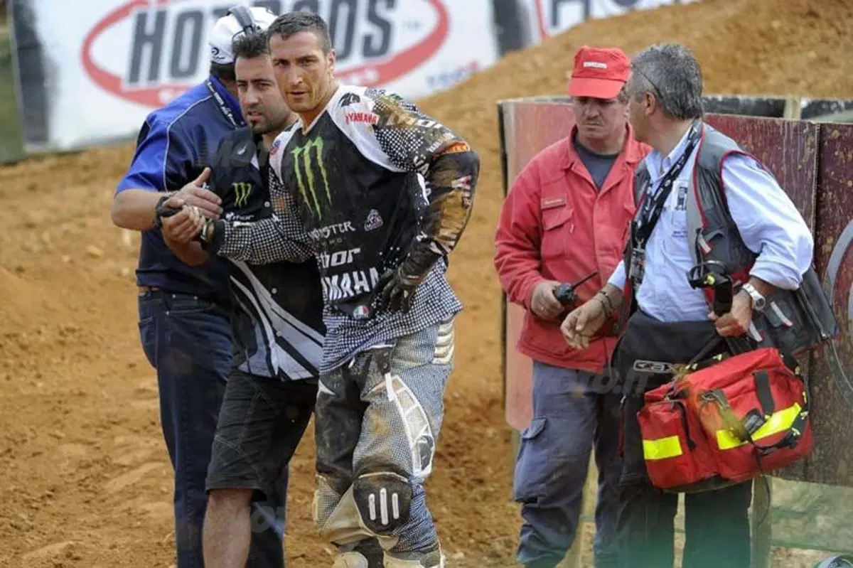 Tony Cairoli: "Devo svegliarmi nei primi giri della gara..." (12)