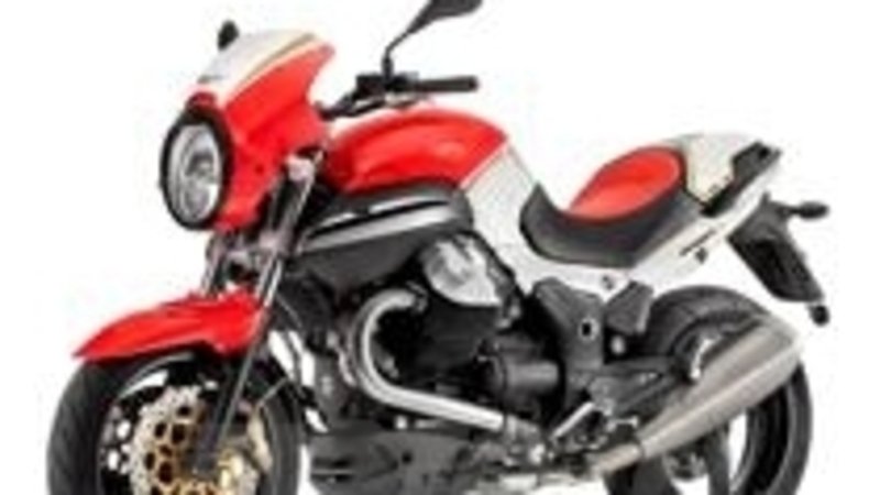 Nuovo listino Moto Guzzi. Arriva la Sport 1200 4V Corsa
