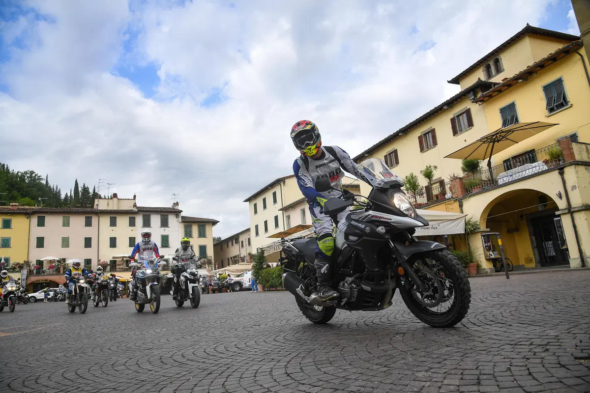 1000 Sassi: maxienduro alla scoperta della Toscana offroad