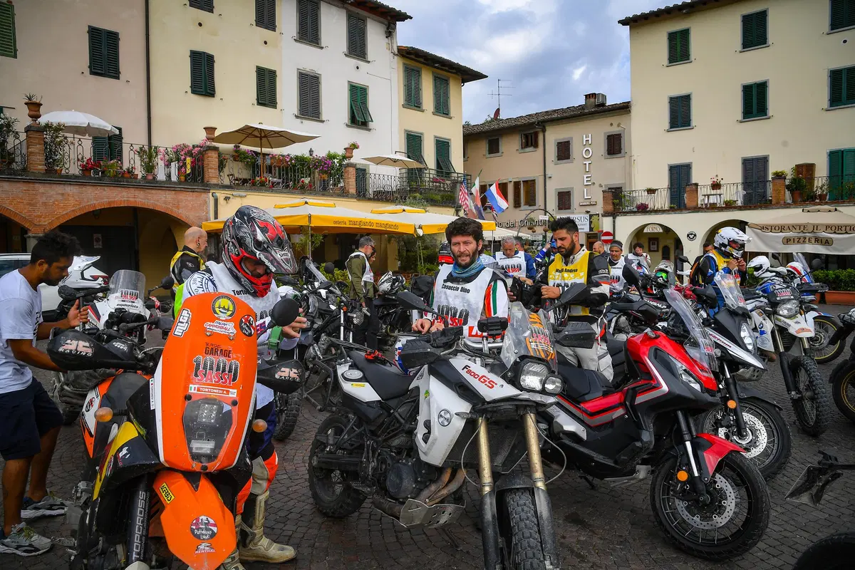 1000 Sassi: maxienduro alla scoperta della Toscana offroad (2)