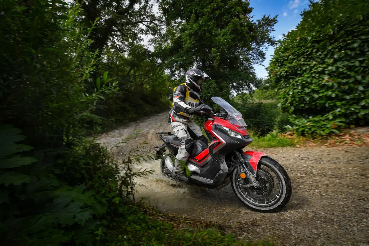 1000 Sassi: maxienduro alla scoperta della Toscana offroad (17)