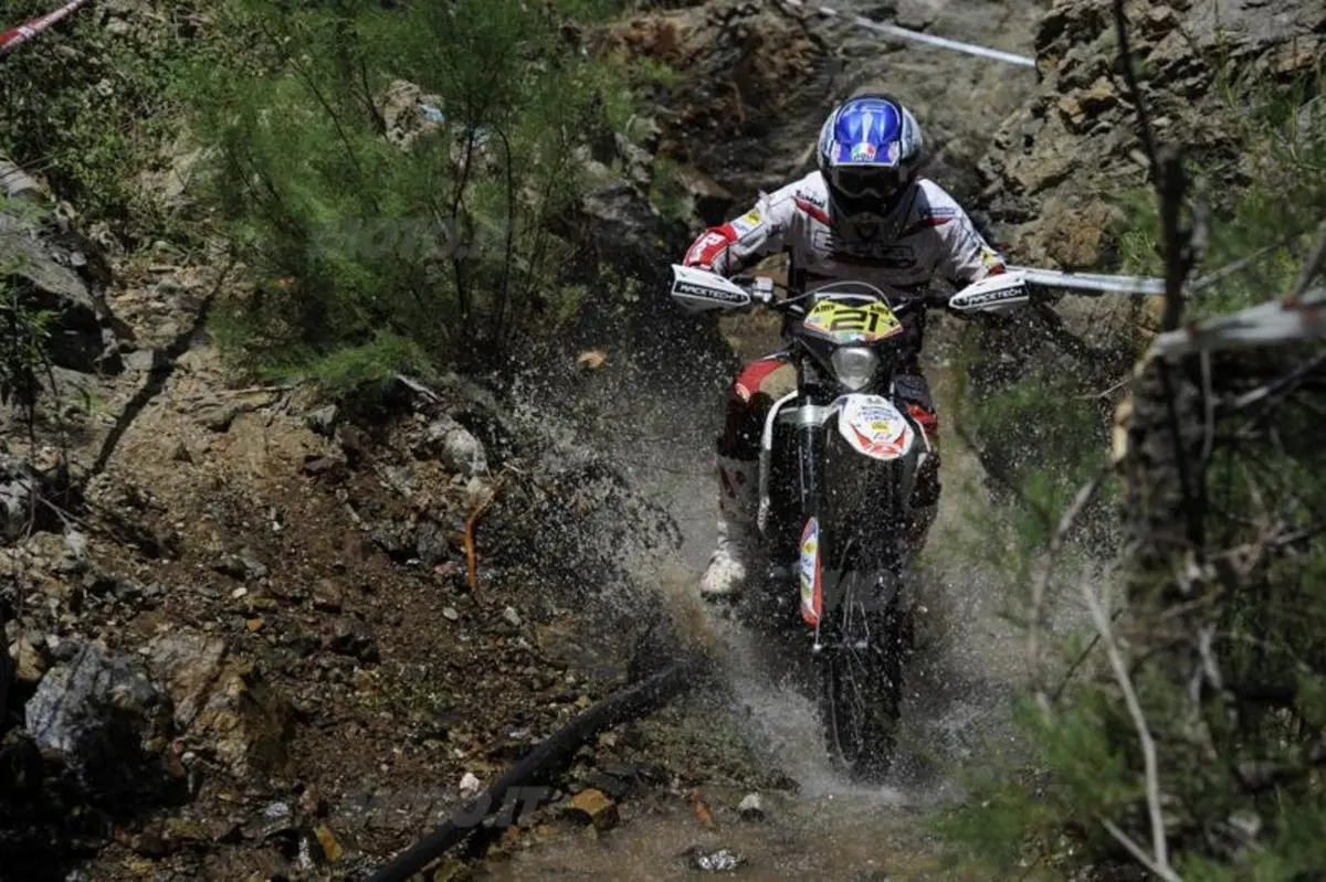 Il Campionato Mondiale di Enduro sbarca in Grecia (2)
