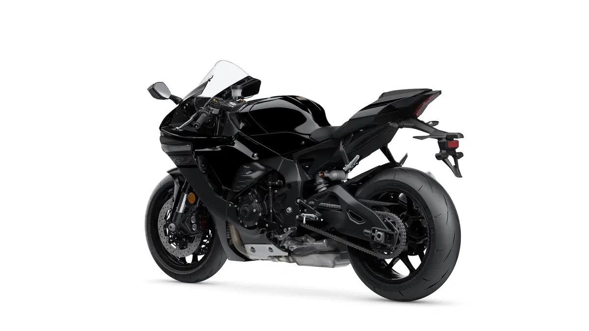 Yamaha YZF-R1 e YZF-R1M 2020. Più affilata, raffinata e bella (21)