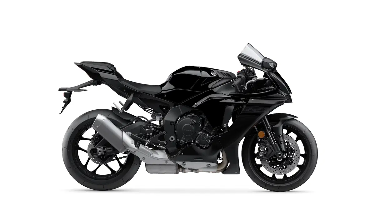 Yamaha YZF-R1 e YZF-R1M 2020. Più affilata, raffinata e bella (24)