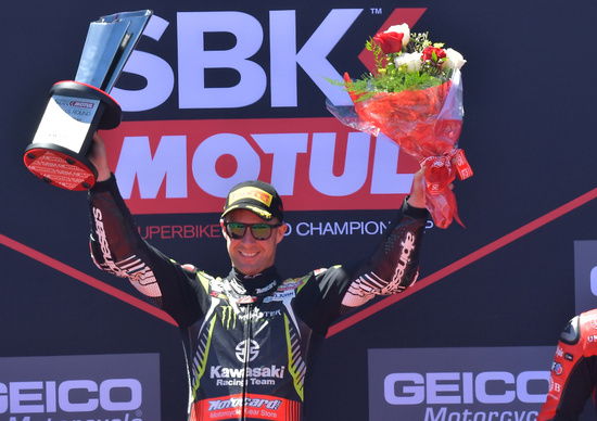 SBK 2019. Rea vince Gara-1 a Laguna Seca