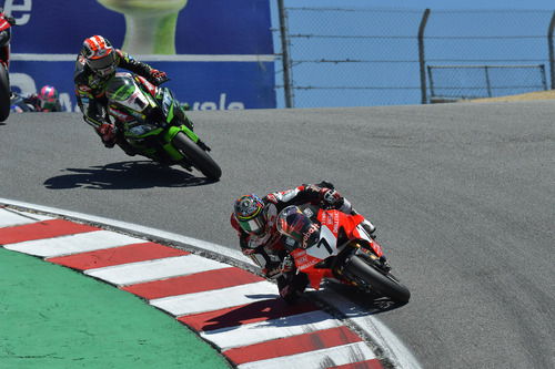 SBK 2019. Chaz Davies si impone in Gara-2 a Laguna Seca (2)