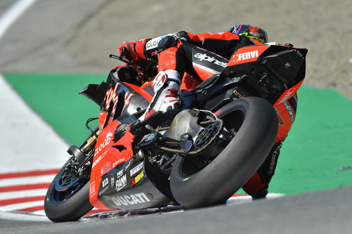 SBK 2019. Chaz Davies si impone in Gara-2 a Laguna Seca (4)