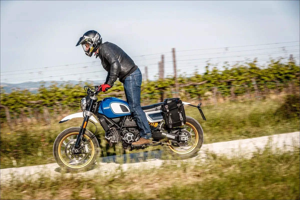 Ducati Scrambler Fuoriluogo - KIT Unit Garage, TEST (6)