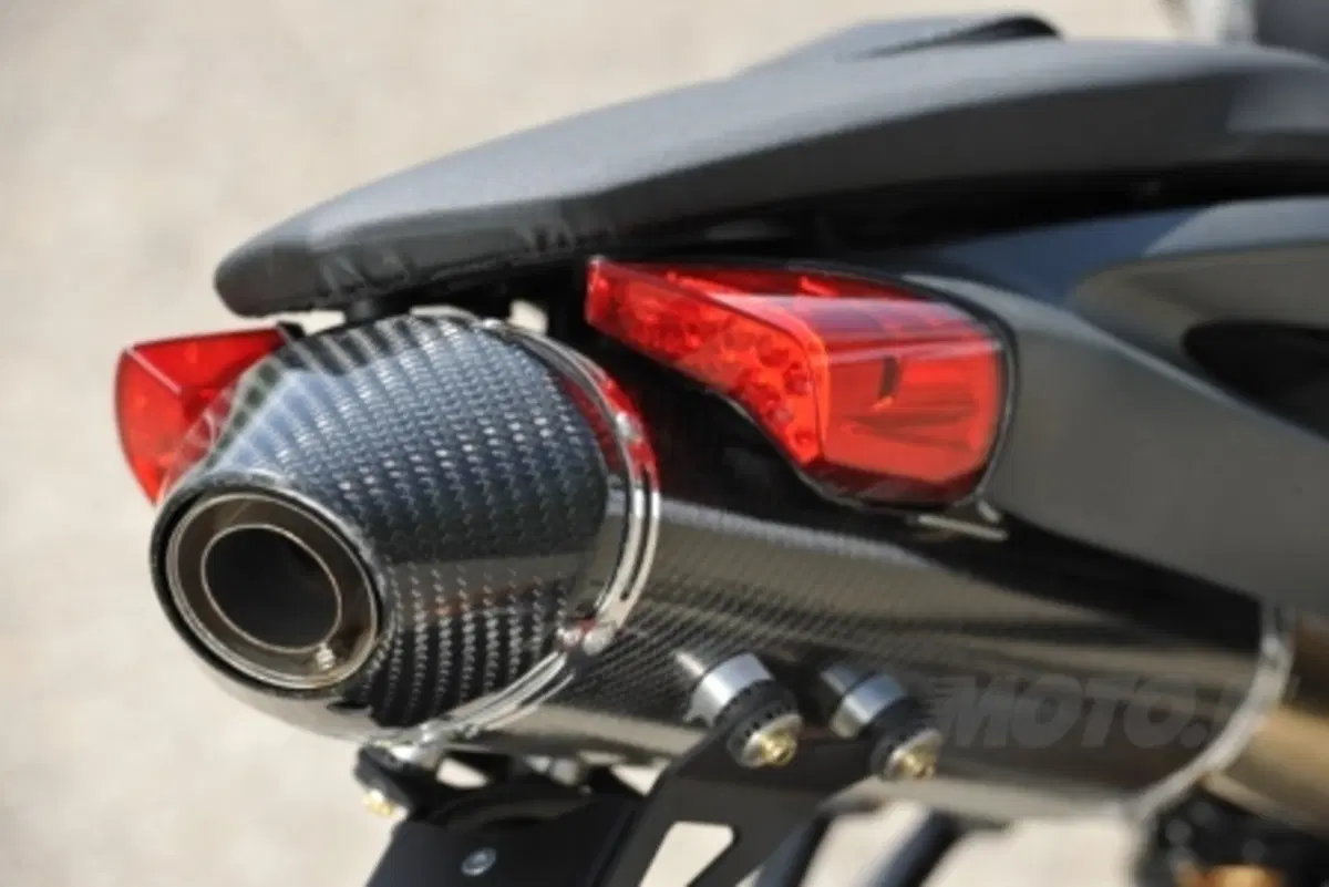 Nuova Benelli TNT R160 (8)