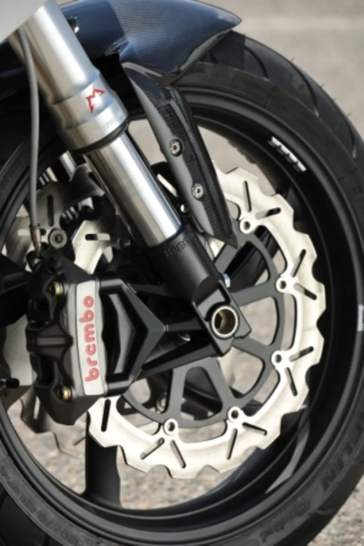 Nuova Benelli TNT R160 (14)