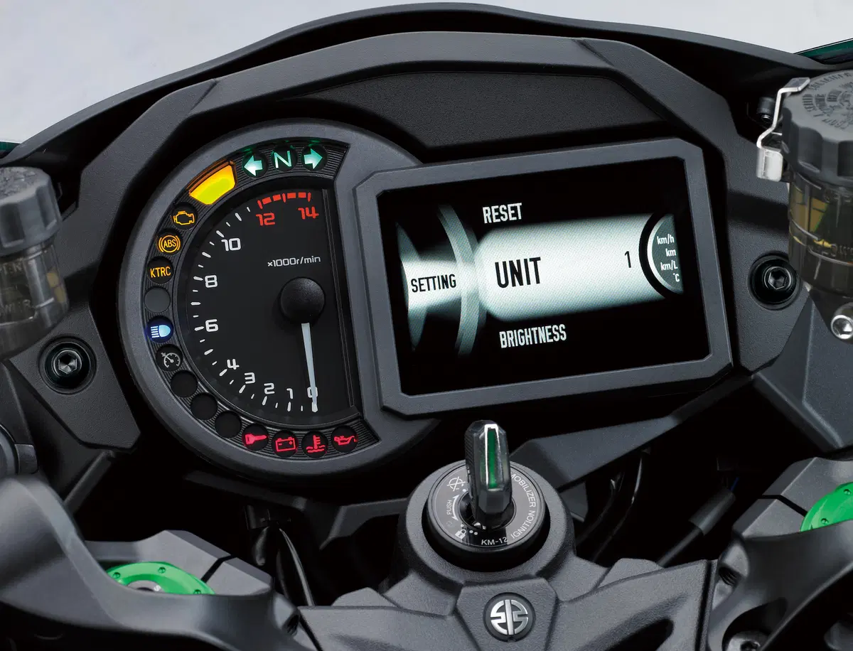 EICMA 2017: Kawasaki Ninja H2 SX ed SX SE, foto, dati e prezzi (24)