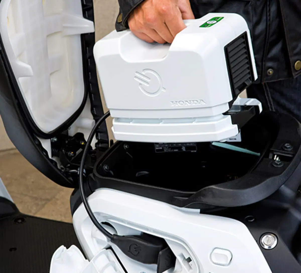 Al via il Programma Sperimentale per lo scooter elettrico Honda EV-neo (6)