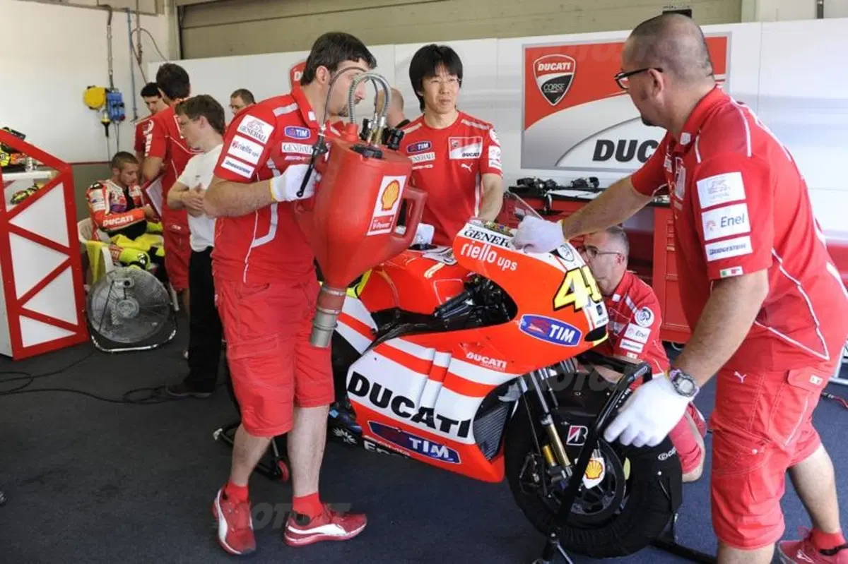 Rossi: "Un altro test positivo con la Ducati GP12" (2)