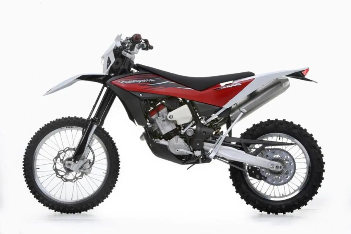 La gamma enduro Husqvarna 2012 (12)