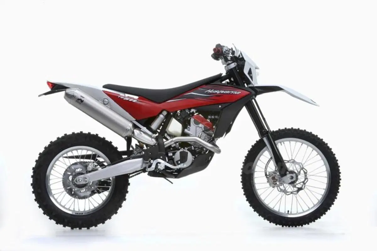 La gamma enduro Husqvarna 2012 (13)