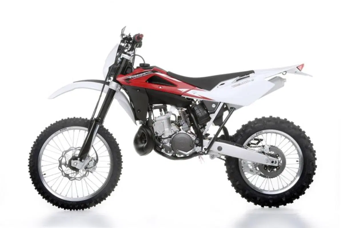 La gamma enduro Husqvarna 2012 (26)