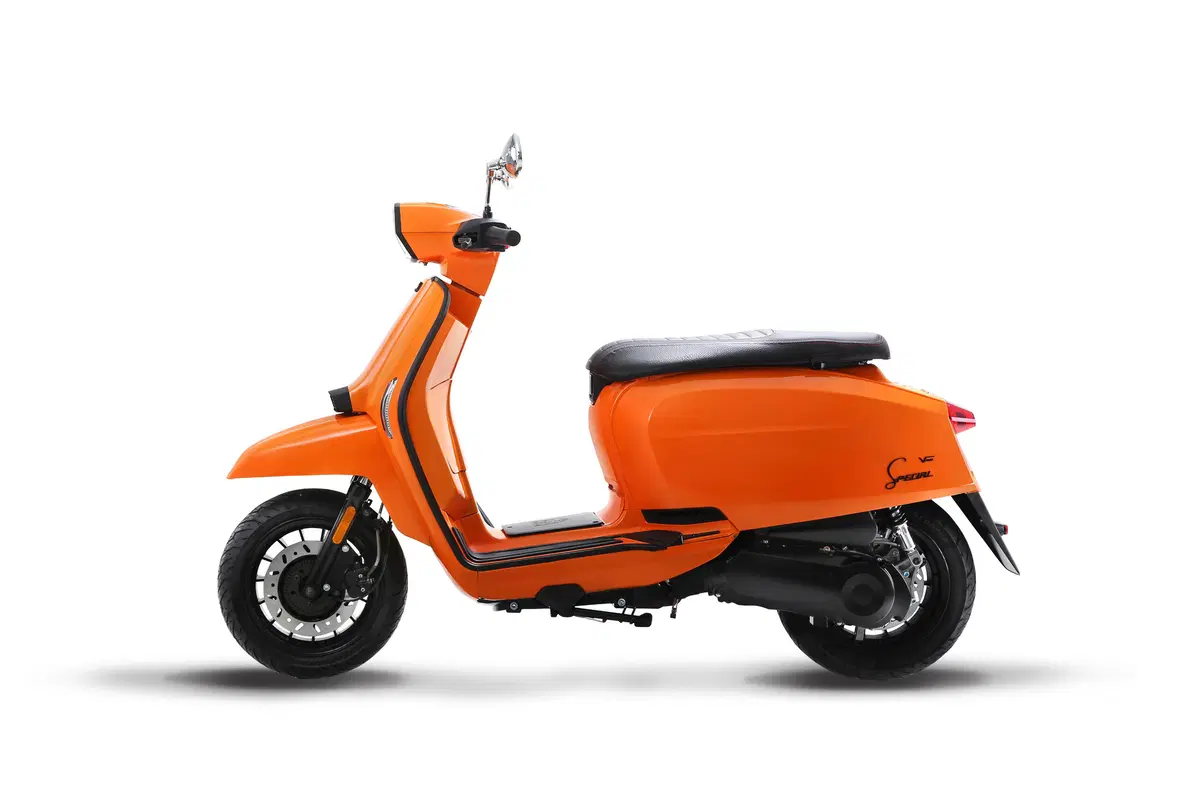 Lambretta V-Special 125. Bentornata, Lambretta! (12)
