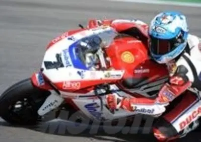 Checa conquista il miglior tempo del venerdì a Brno