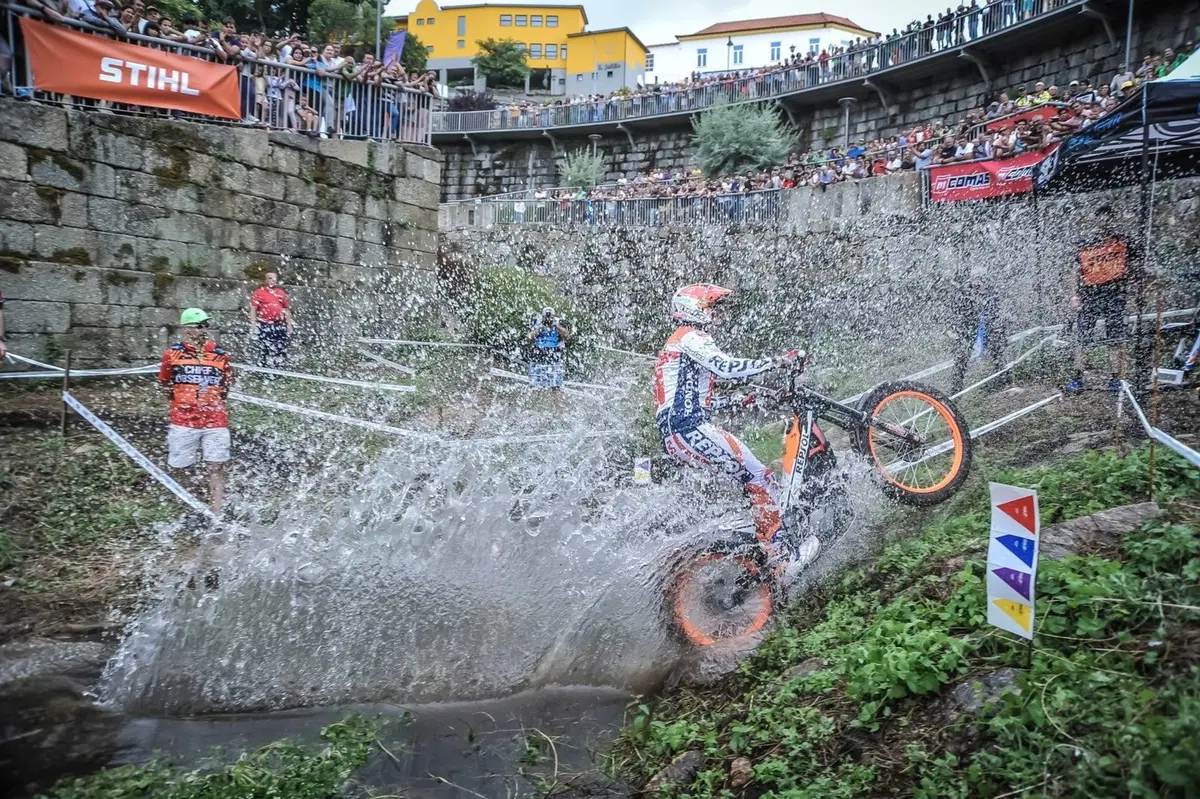 Trial. Bou e Bristow in Portogallo (88)