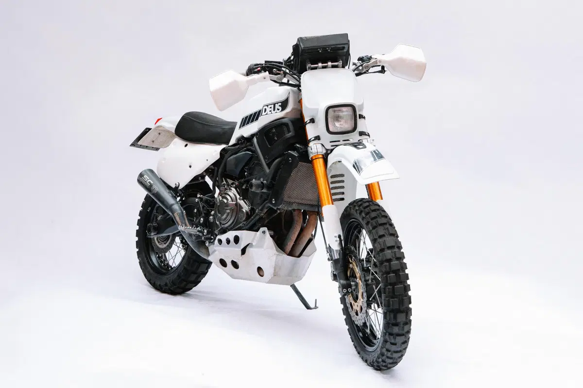 Deus (Yamaha XSR 700) Swank Rally 700. In gara al 'Sardegna' (3)