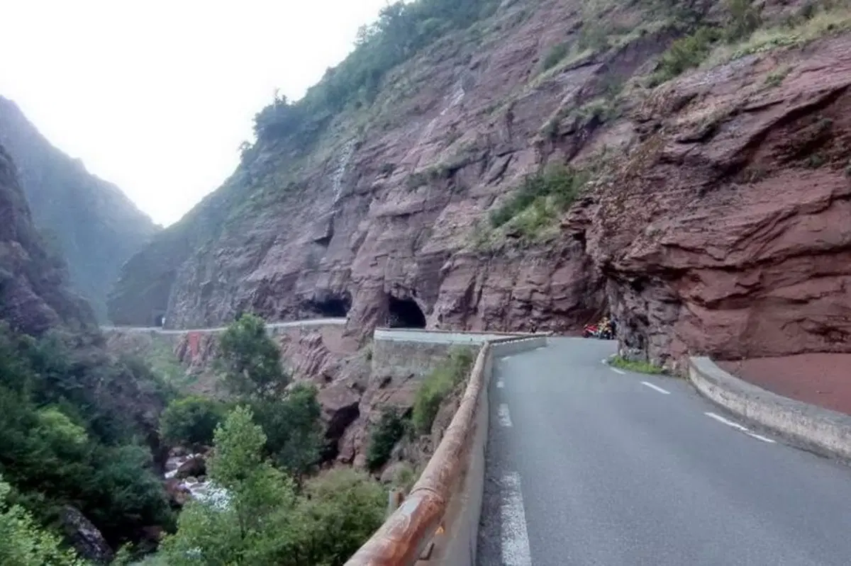 Tra colli e gorges francesi (34)