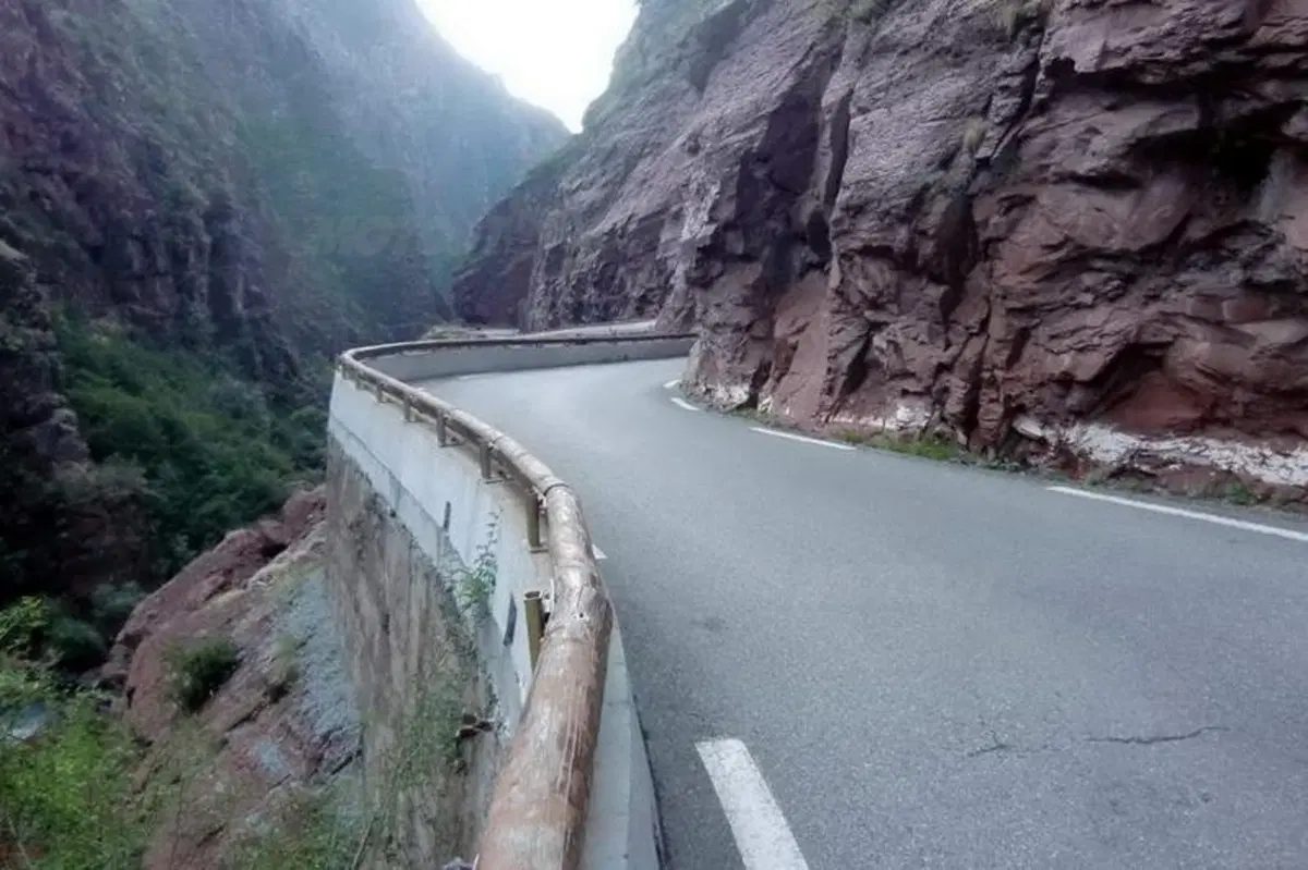 Tra colli e gorges francesi (37)