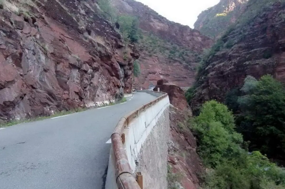 Tra colli e gorges francesi (38)