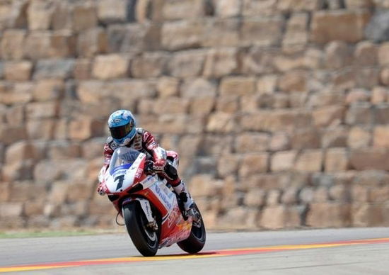 Checa è il più veloce nelle qualifiche alla Superpole di Aragon