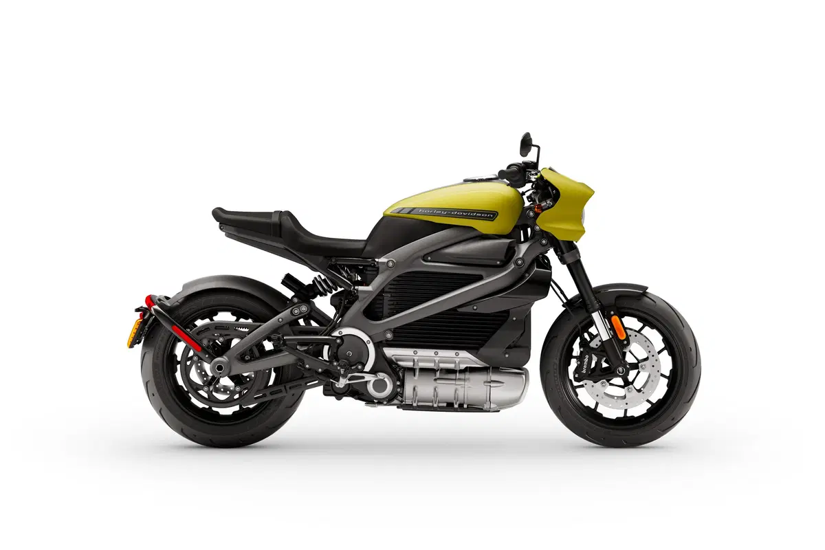 Harley-Davidson LiveWire: TEST, come va la prima elettrica di Milwaukee (16)