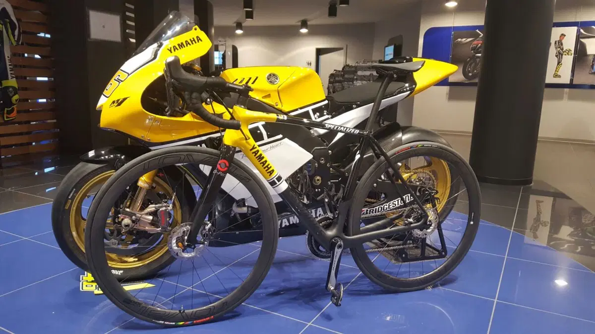 Massimo Meregalli: una Specialized S-Works Yamaha 60° anniversario