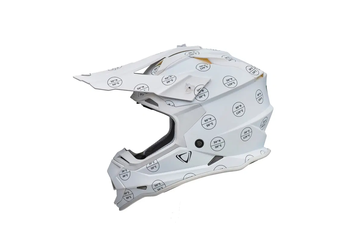 Il casco non è un accessorio V Helmets scommette sul lifestyle (3)