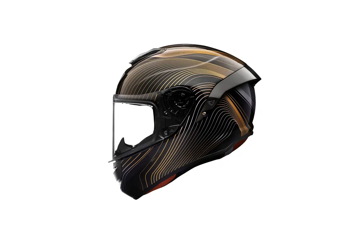 Il casco non è un accessorio V Helmets scommette sul lifestyle (10)