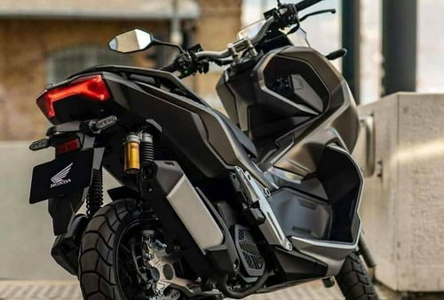 Honda ADV 150. La famiglia si allarga, in arrivo anche un ADV 300? (2)