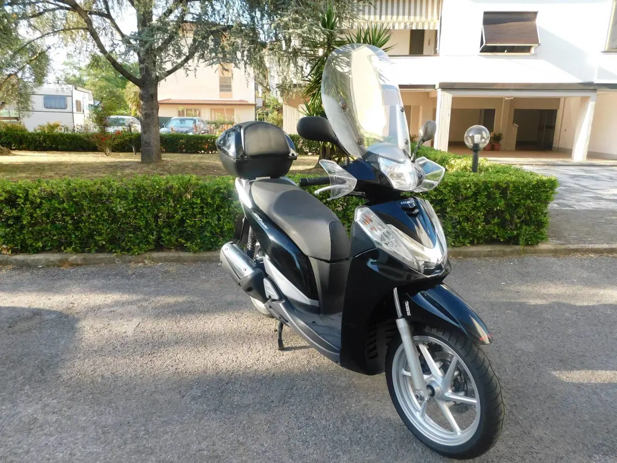 Honda SH 300 i ABS (2013 - 14) (5)