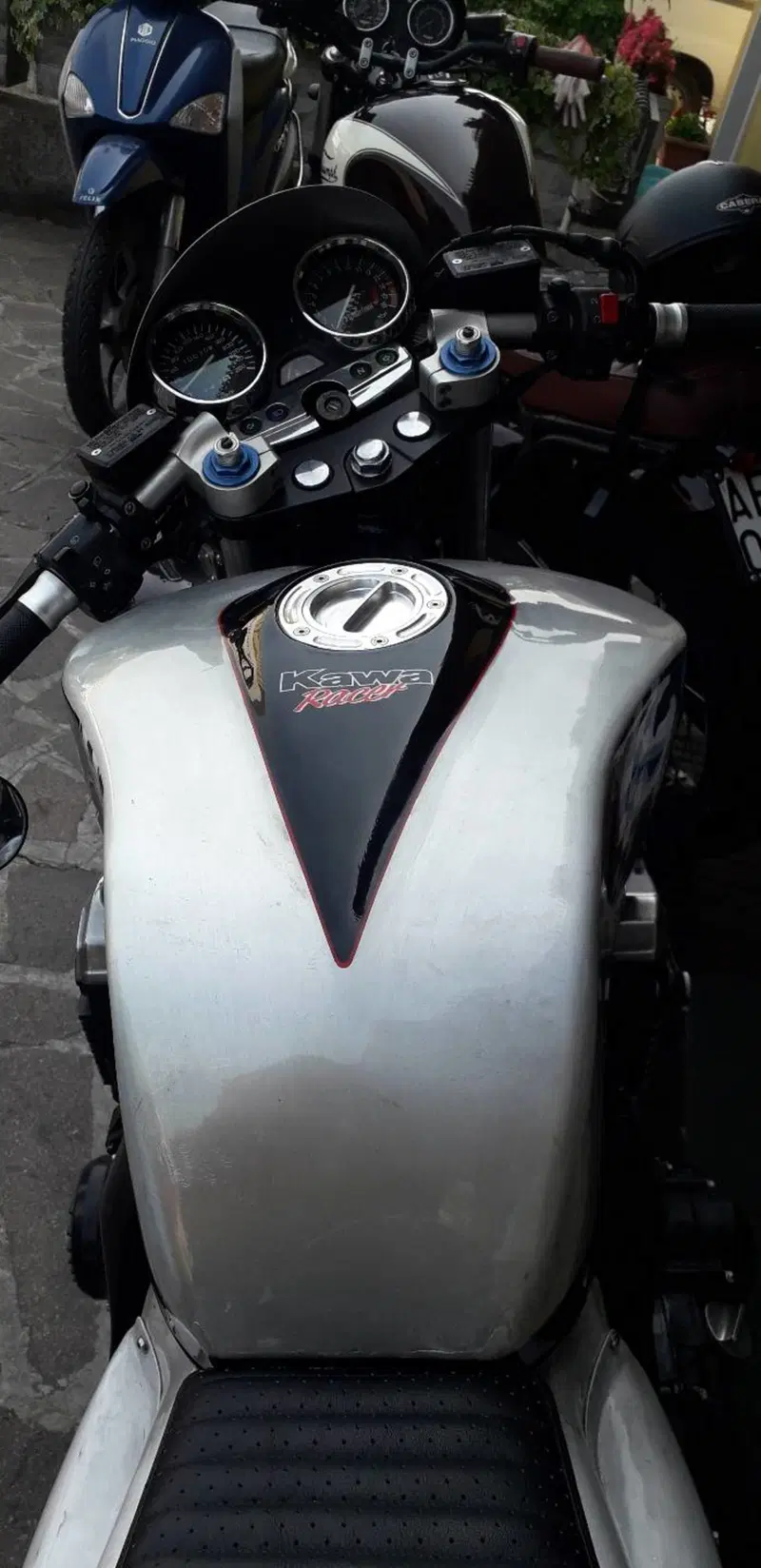 Kawasaki ZRX 1200 (2000 - 05) (6)