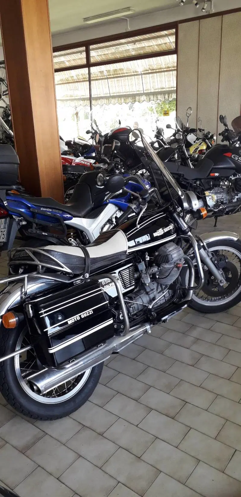 Moto Guzzi T3 850 - T (1975 - 84) (2)