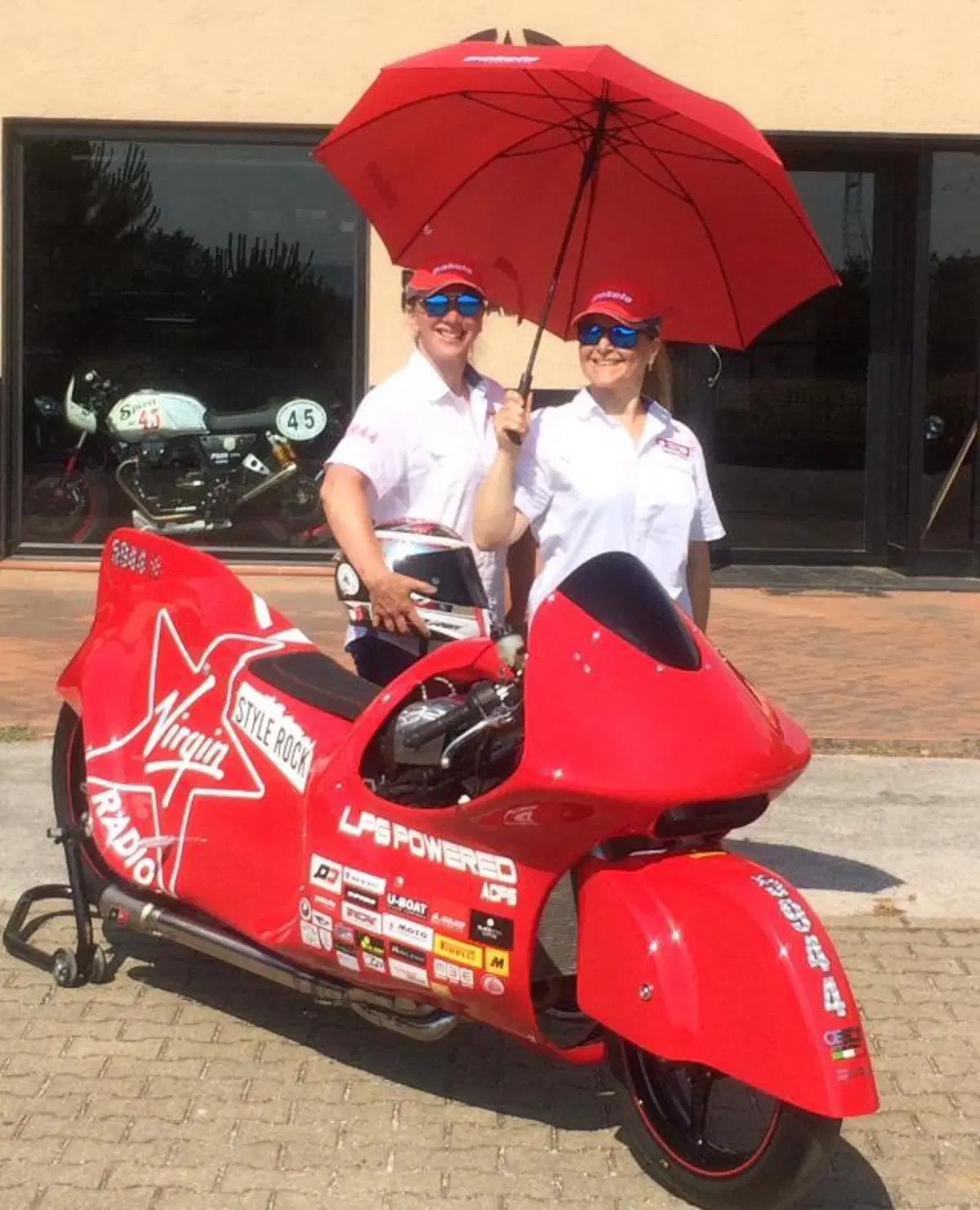 Christine, la moto (a GPL) di Dino Romano per il nuovo record a Bonneville (7)