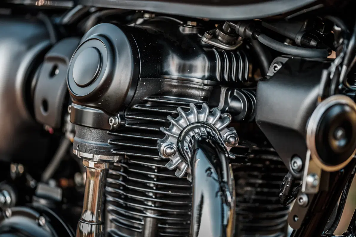 Kawasaki W800 Street e W800 Cafe. La classica si sdoppia. TEST (4)