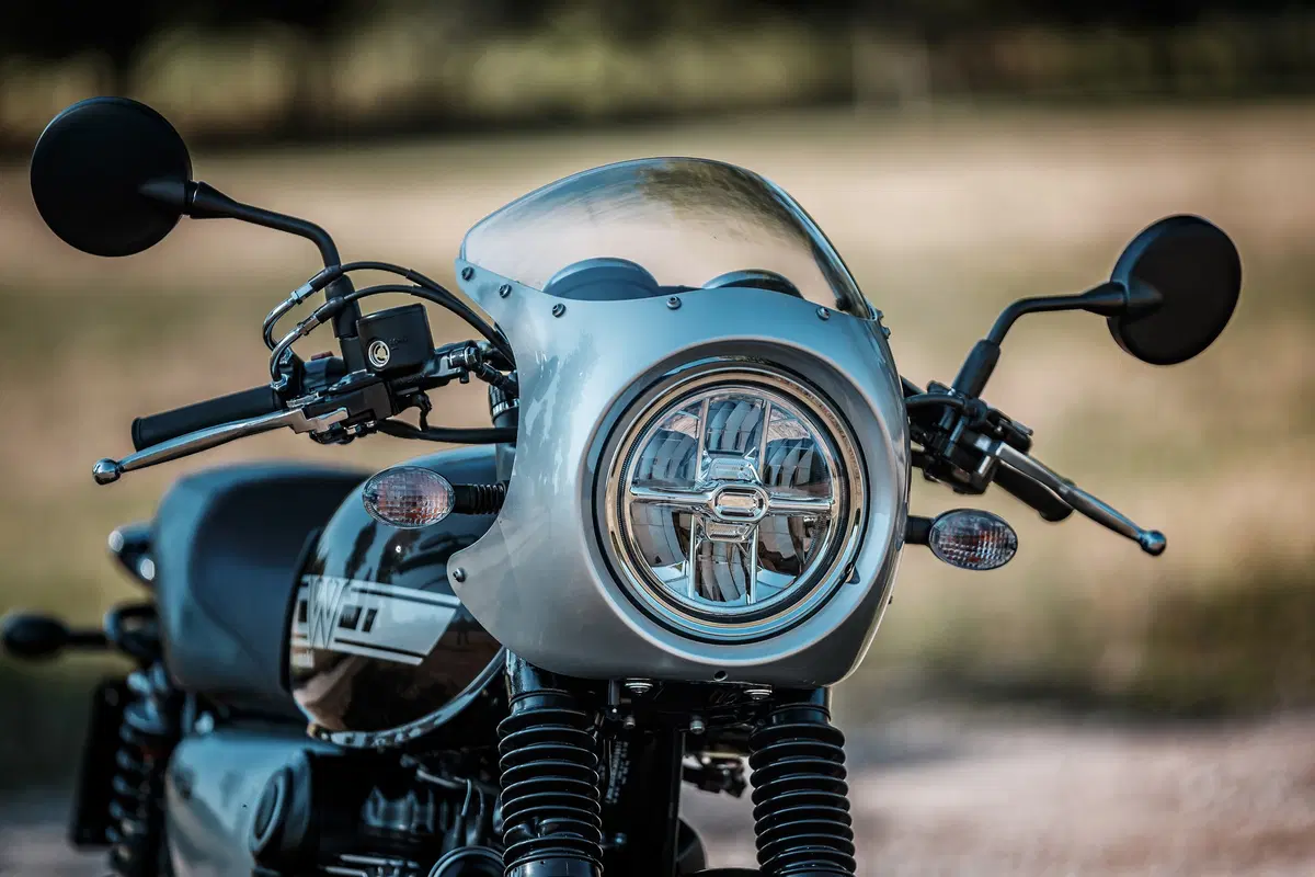 Kawasaki W800 Street e W800 Cafe. La classica si sdoppia. TEST (18)