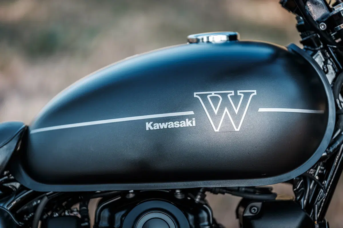 Kawasaki W800 Street e W800 Cafe. La classica si sdoppia. TEST (31)