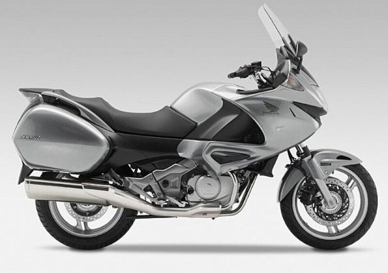 Honda 1000 Sport Touring. L&rsquo;erede di Deauville e Pan European?