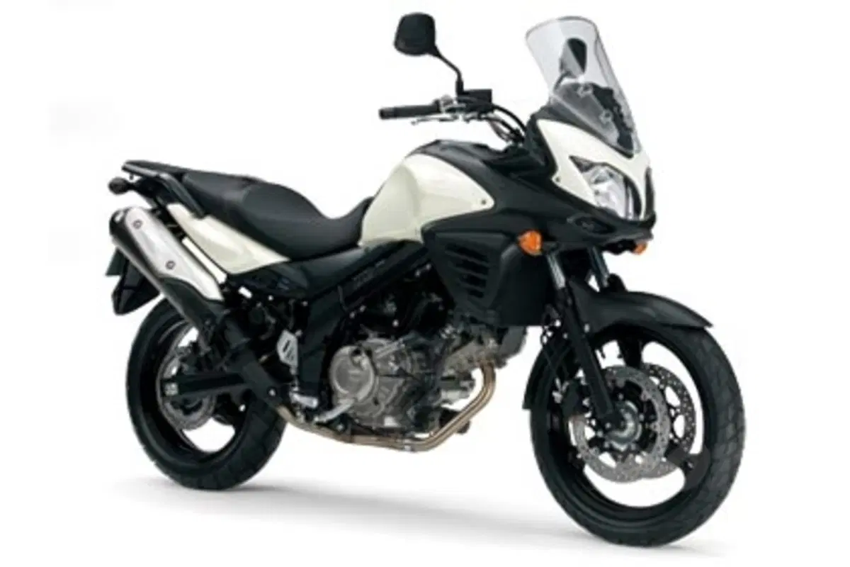 Suzuki V-Strom 650 2012: prezzo e foto (15)