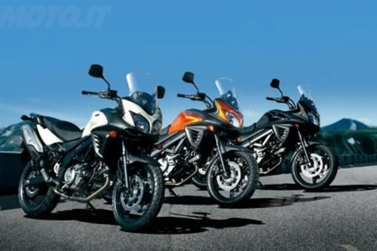 Suzuki V-Strom 650 2012: prezzo e foto (16)