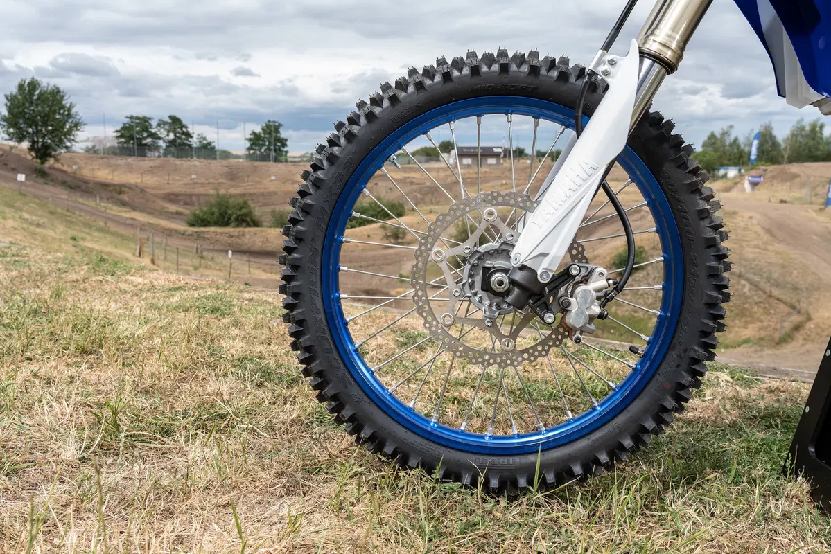 Yamaha YZ450F 2020. Blu Power! (17)