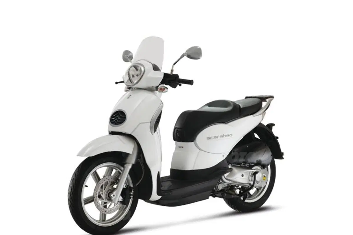 Nuovi Scarabeo 125 e 200, i prezzi e le prime immagini (4)