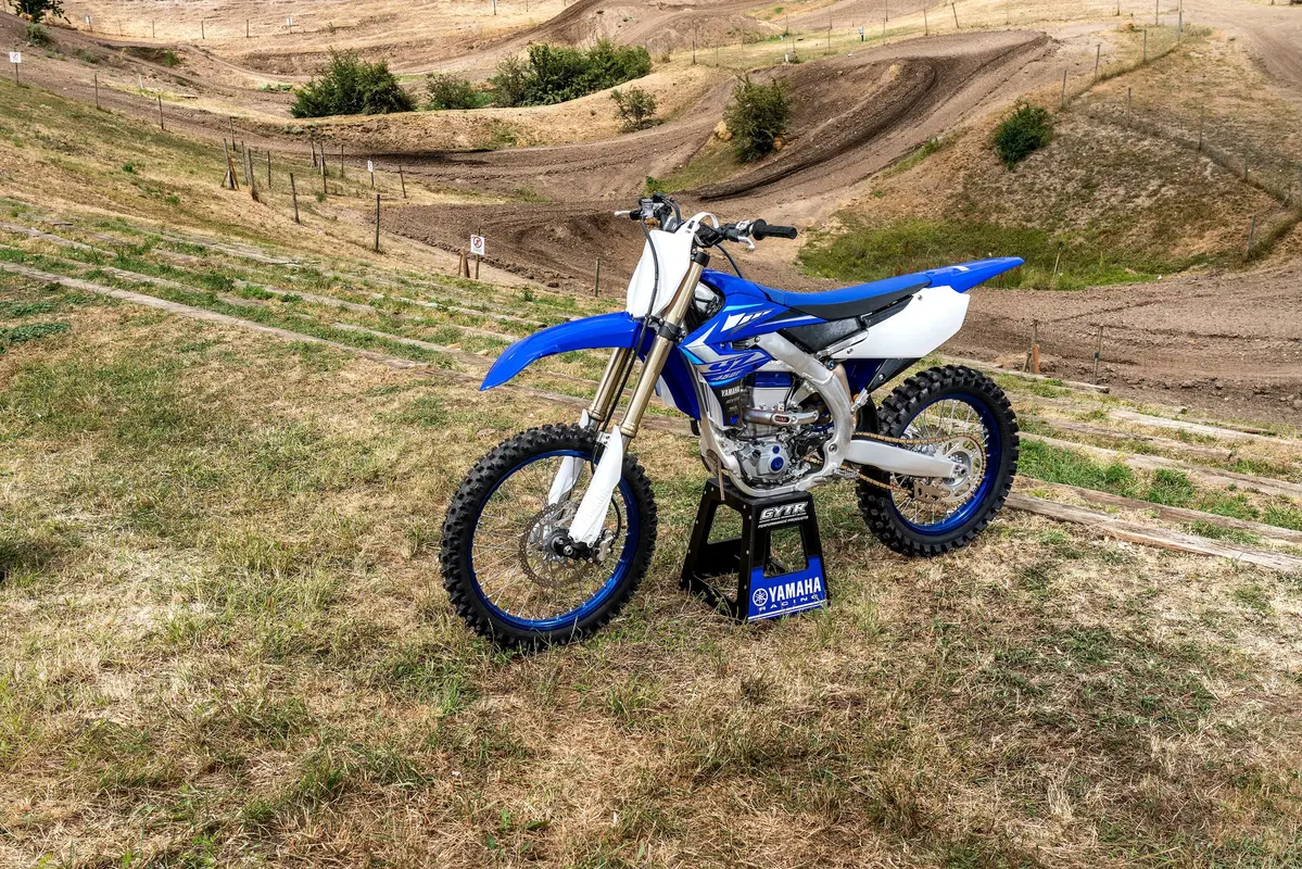 Yamaha YZ450F 2020. Blu Power! (3)