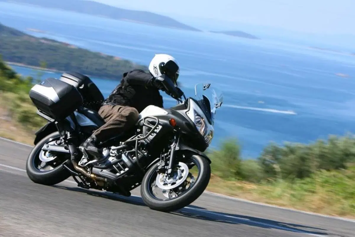 Suzuki V-Strom 650 ABS   (6)